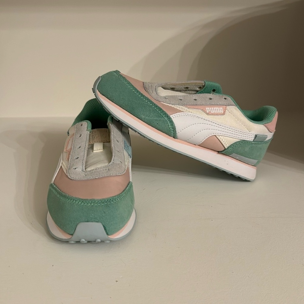 NEW | KIDS | SIZE 3Y | PUMA X ANIMAL CROSSING RIDER NEW HORIZONS